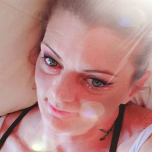 Meet your Posher, Cynthia